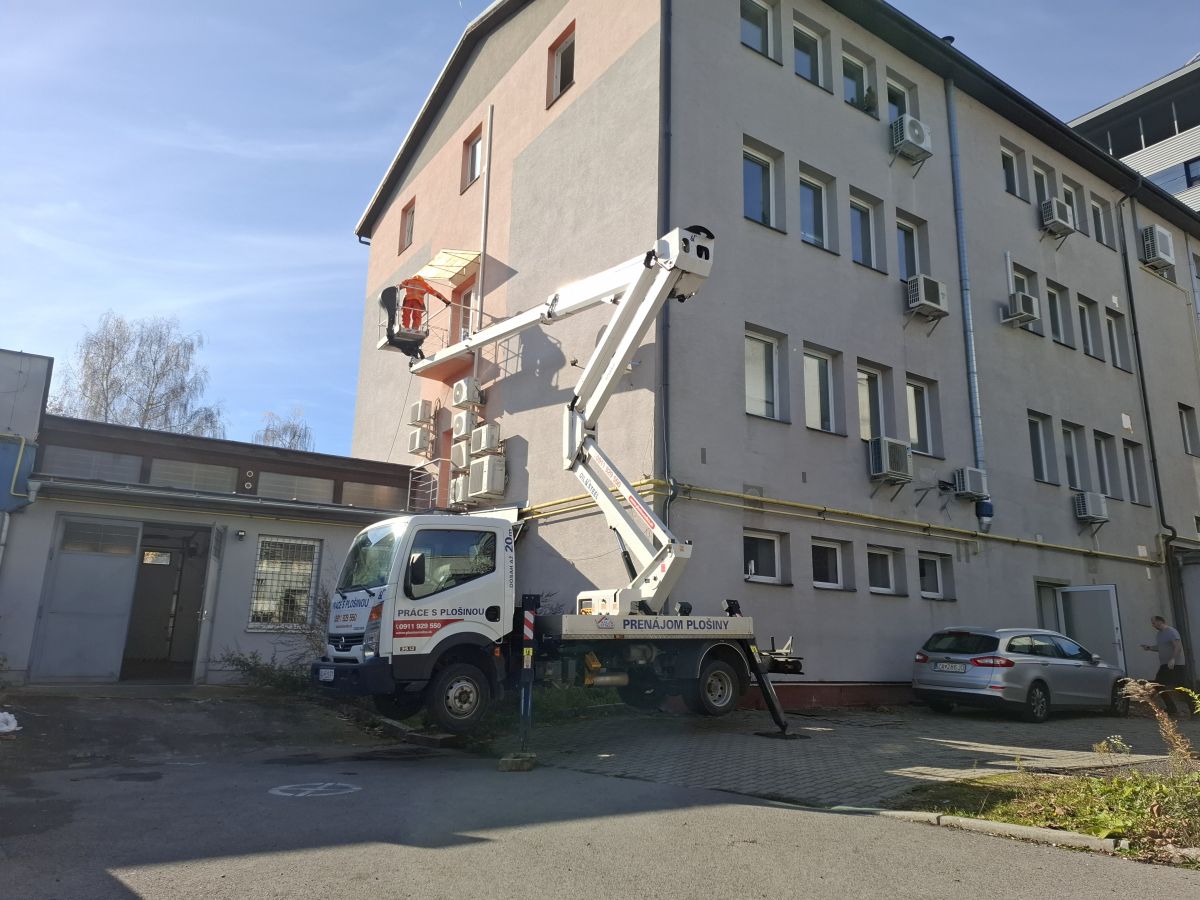 cistenie fasady zilina 003 original