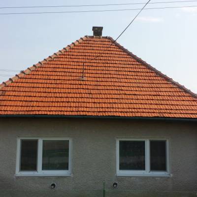 Čistenie škridľovej strechy Hlohovec