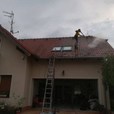 Čistenie škridľovej strechy Záhorská Bystrica